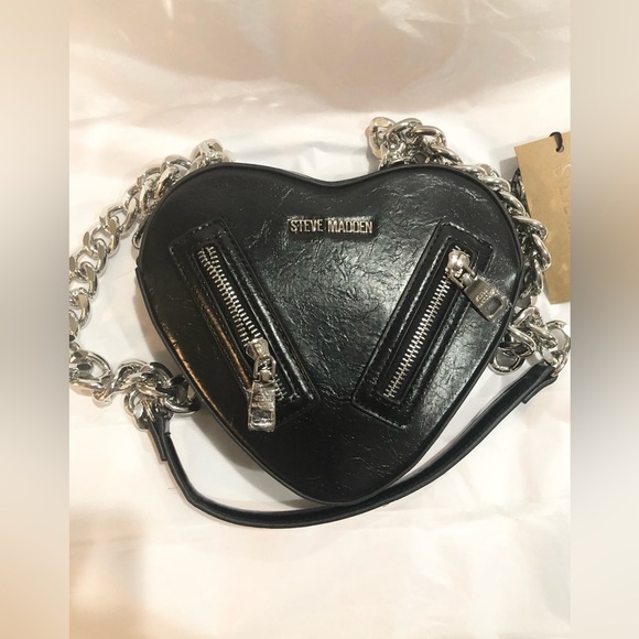 Steve Madden black crinkled zippered heavy chain heart shaped crossbody bag new - Picture 4 of 17